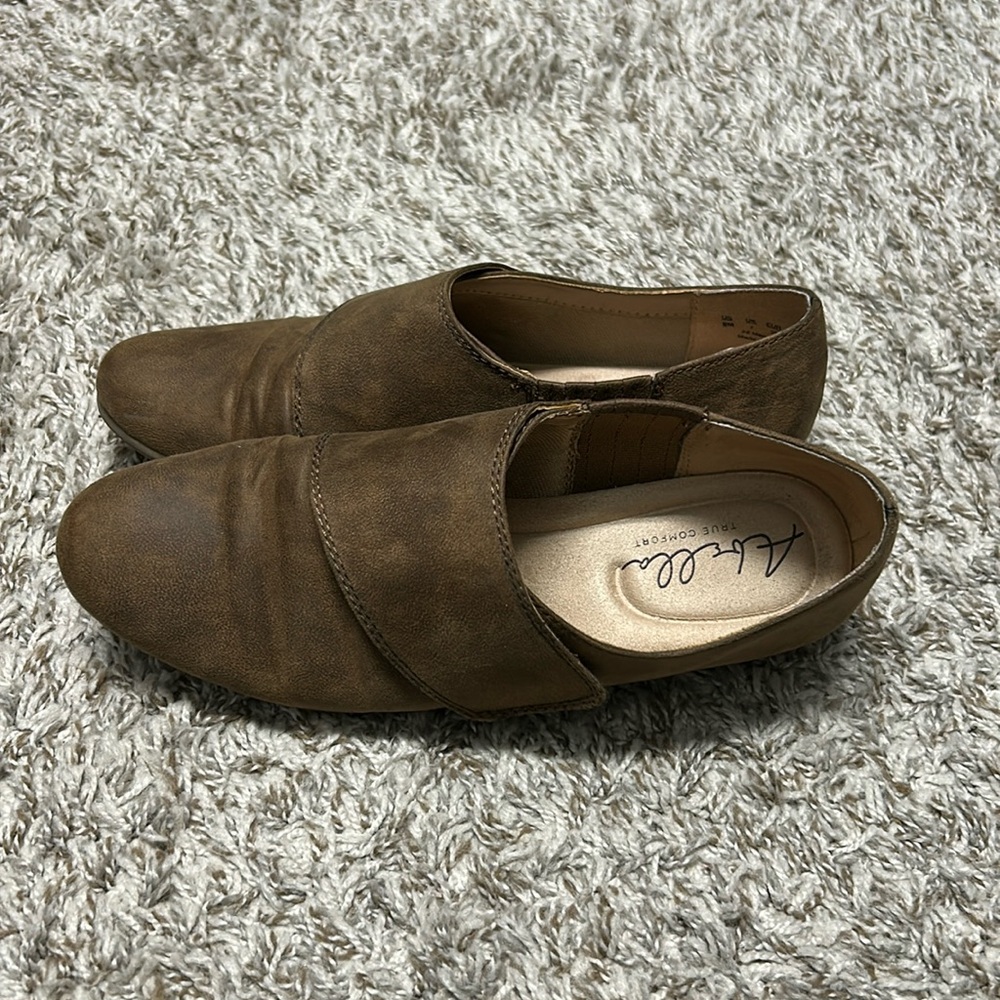 Abella Mollie Loafers - Brown